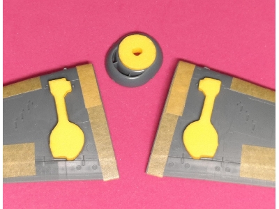 F6f Hellcat Wheel Bay Plugs (For Eduard) - zdjęcie 3