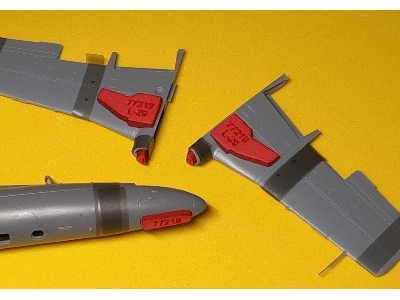 L-29 Delfin Wheel Bay Plugs (For Amk/Eduard) - zdjęcie 2