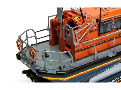 Rnli Shannon Class Lifeboat Starter Set (New Tooling) - zdjęcie 6