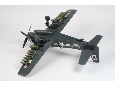 Ad-3 And 4 Skyraider Over Korea - zdjęcie 11