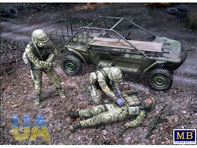Buggy Mongoose. The Ukrainian Battlefield Evacuation Version With Crew (Russian-ukrainian War Series) - zdjęcie 2