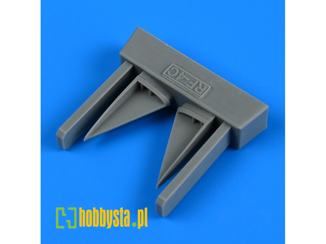 RF-4C Phantom II vercital tail air inlet - zdjęcie 1 RF-4C Phantom II vercital tail air inlet - zdjęcie 1