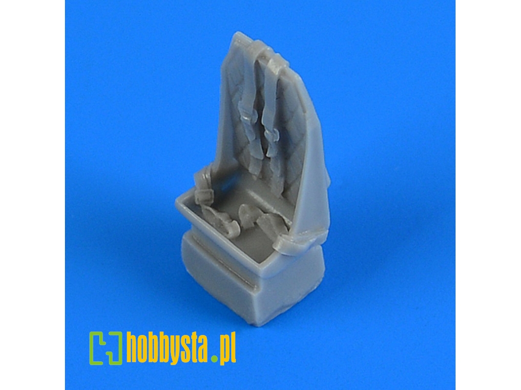 Hawker Typhoon seat with safety belts - Airfix - zdjęcie 1 Hawker Typhoon seat with safety belts - Airfix - zdjęcie 1