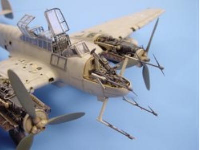 Messerschmitt Bf 110G-4 gun bay - Revell - zdjęcie 1