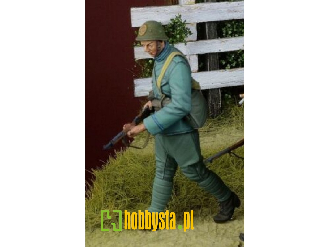 Dutch Infantryman Walking 1, Holland 1940 - zdjęcie 1 Dutch Infantryman Walking 1, Holland 1940 - zdjęcie 1