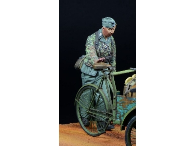 Waffen Ss Soldier Pushing 2,  1942-45 - zdjęcie 2