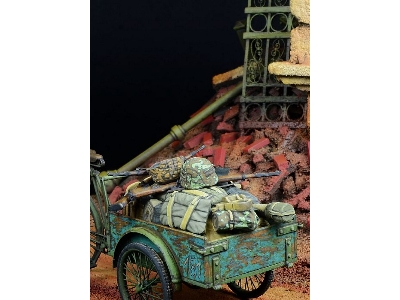 8cm Granatwerfer 34 Stowage Set (For Rickshaw & Afv) - zdjęcie 3