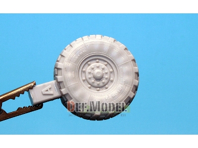 M923a1 Big Foot Truck Mich. Xl Sagged Wheel Set (For Italeri 1/35) - zdjęcie 9