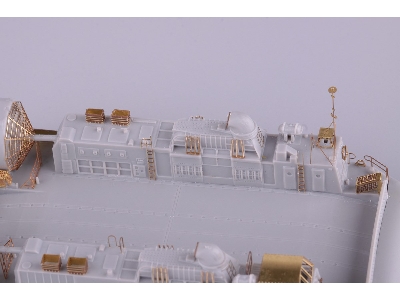 USS Wasp LHD-1 PART 1 1/350 - TRUMPETER - zdjęcie 3