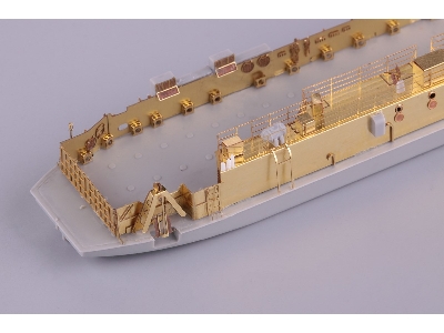 USS Wasp LHD-1 PART 1 1/350 - TRUMPETER - zdjęcie 8