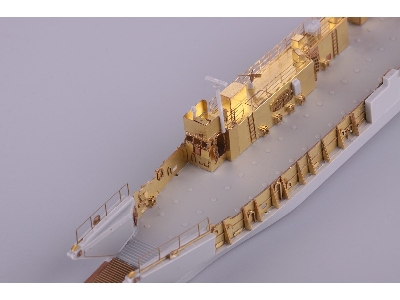 USS Wasp LHD-1 PART 1 1/350 - TRUMPETER - zdjęcie 11