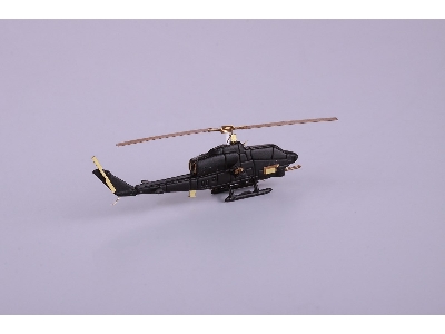 USS Wasp LHD-1 PART 1 1/350 - TRUMPETER - zdjęcie 29