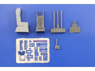  F-22A seat 1/48 - Hasegawa - żywica i blaszki - zdjęcie 7