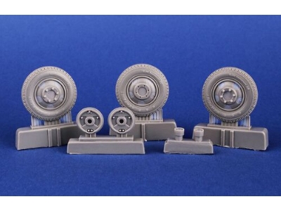 V3000s/Ssm Maultier Wheels (For Icm, Revell, Italeri) - zdjęcie 3