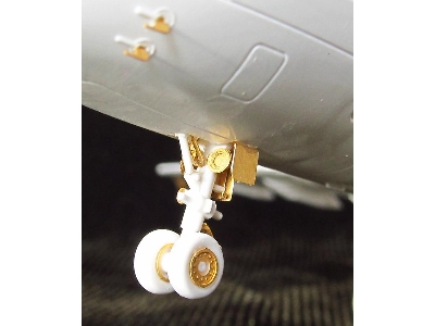 Airbus A319 Detailing Set For Aircraft (Designed To Be Used With Revell Kits) - zdjęcie 5