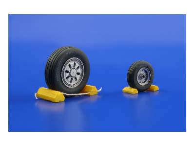  F-22A wheels 1/48 - Hasegawa - żywica i blaszki - zdjęcie 11