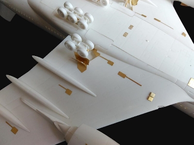 Airbus A380Â detail Set (Designed To Be Used With Revell Kits) - zdjÄ™cie 13