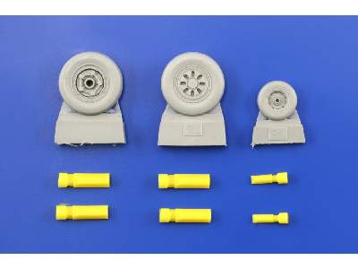  F-22A wheels 1/48 - Academy Minicraft - żywica i blaszki - zdjęcie 6