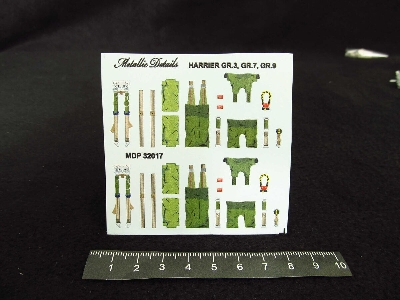 Bae Harrier Gr.3 / Gr.7 And Gr.9 - Seat Belts 3d-printed (For Trumpeter Kits) - zdjęcie 1