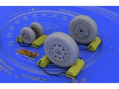  F-4B/ N wheels 1/48 - Hasegawa - żywica i blaszki - zdjęcie 1