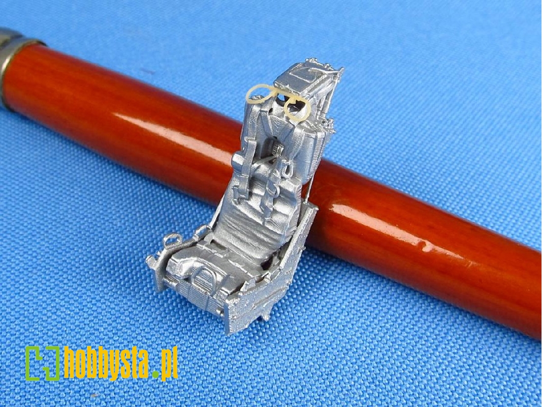 Ejection Seat Martin-baker Mk.7 (2 Pcs) - zdjęcie 1 Ejection Seat Martin-baker Mk.7 (2 Pcs) - zdjęcie 1