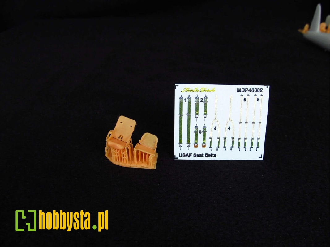 Douglas A-26 Invader Seats X 2 With Seatbelts (3d-printed) - zdjęcie 1 Douglas A-26 Invader Seats X 2 With Seatbelts (3d-printed) - zdjęcie 1