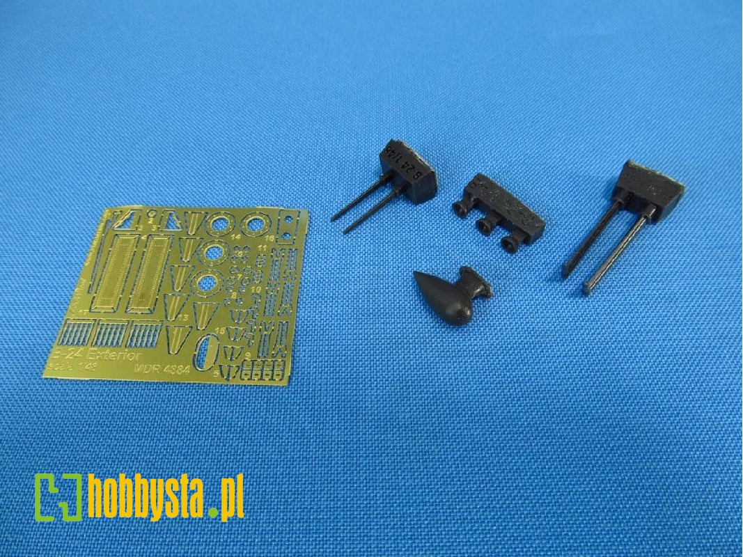 Consolidated B-24 Liberator - Exterior Details (Designed To Be Used With Monogram And Revell Kits) - zdjęcie 1 Consolidated B-24 Liberator - Exterior Details (Designed To Be Used With Monogram And Revell Kits) - zdjęcie 1