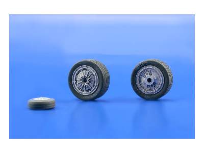  F-4C/ D/E/ F/G wheels 1/48 - Hasegawa - żywica i blaszki - zdjęcie 13