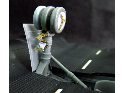 Lockheed Sr-71 Blackbird - Landing Gears (Designed To Be Used With Academy And Italeri Kits) - zdjęcie 6