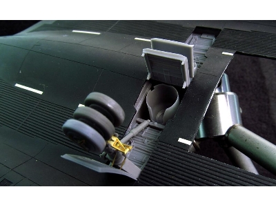Lockheed Sr-71 Blackbird - Landing Gears (Designed To Be Used With Academy And Italeri Kits) - zdjęcie 7