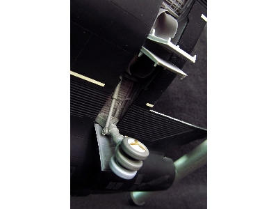 Lockheed Sr-71 Blackbird - Landing Gears (Designed To Be Used With Academy And Italeri Kits) - zdjęcie 8