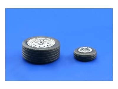  F-4J/ S wheels 1/48 - Hasegawa - żywica i blaszki - zdjęcie 11