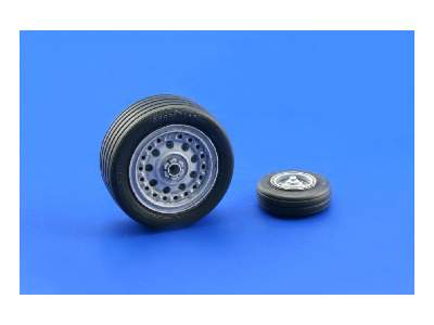  F-4J/ S wheels 1/48 - Hasegawa - żywica i blaszki - zdjęcie 12