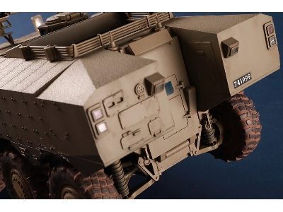 Idf Eitan Wheeled Apc - zdjęcie 26
