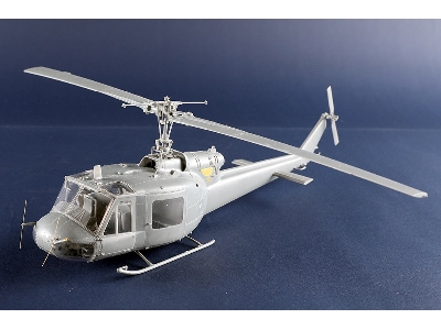 Bell Uh-1 B Huey - zdjęcie 8