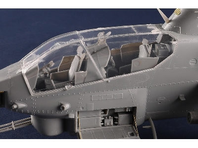 Ah-1 W Super Cobra - zdjęcie 13