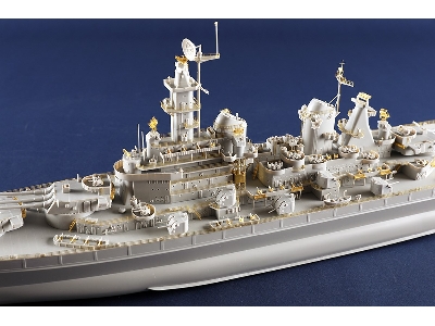 Uss Montana (Bb-67) - zdjęcie 7