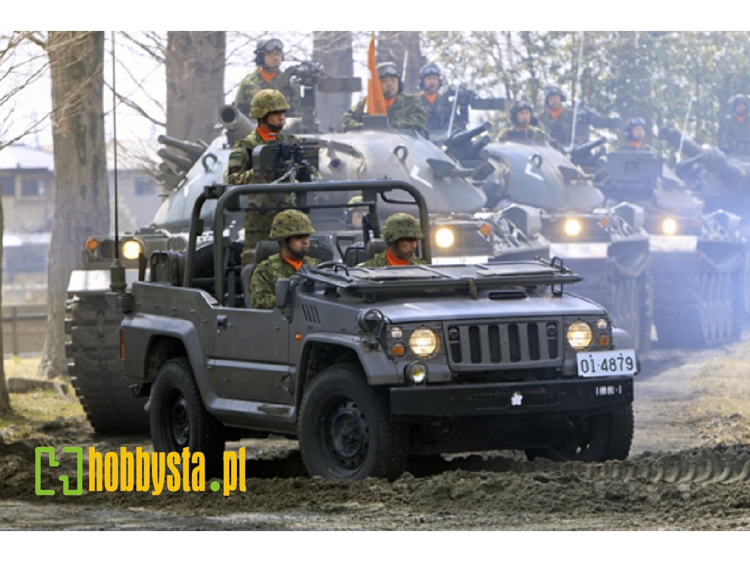 Japoński samochód Mitsubishi typ 73 Light Truck (Recon) - zdjęcie 1 Japoński samochód Mitsubishi typ 73 Light Truck (Recon) - zdjęcie 1