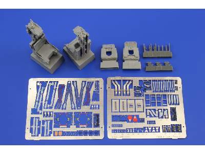  F-4B/ J/N/ S seat 1/32 - Tamiya - żywica i blaszki - zdjęcie 7