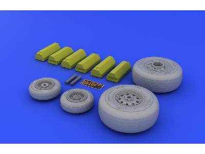  F-4J/ S wheels 1/32 - Tamiya - żywica i blaszki - zdjęcie 4