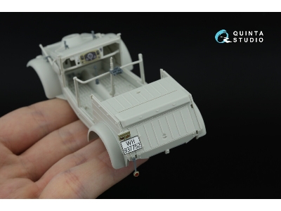 Kubelwagen Type 82 - 3d-printed & Coloured Interior On Decal Paper With 3d-printed Resin Parts (For Meng Vs-015 Kit) - zdjęcie 