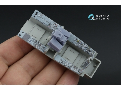 Panavia Tornado Ecr - 3d-printed & Coloured Interior With 3d-printed Resin Parts (Small Version / For Italeri Kits) - zdjęcie 6