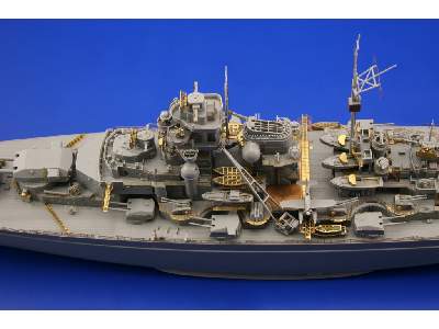  Bismarck 1/350 - Revell - blaszki - zdjęcie 8