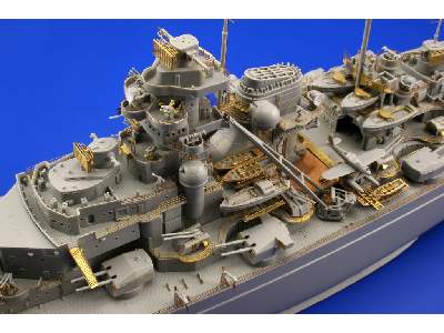  Bismarck 1/350 - Revell - blaszki - zdjęcie 14