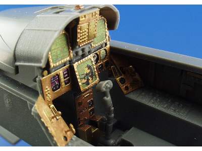  F-18C interior 1/32 - Academy Minicraft - blaszki - zdjęcie 9