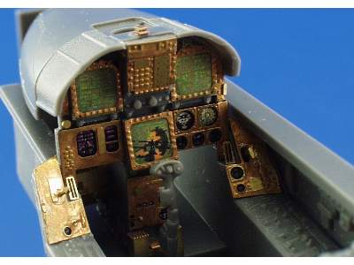  F-18C interior 1/32 - Academy Minicraft - blaszki - zdjęcie 11