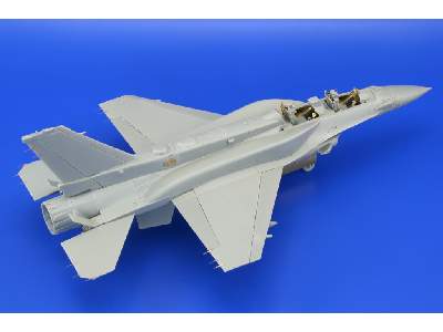  F-16I SUFA S. A. 1/48 - Kinetic - blaszki - zdjęcie 4