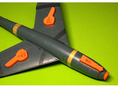 Republic F-84 F Thunderstreak - Wheel Bay Plugs (For Special Hobby Kits)) - zdjęcie 2