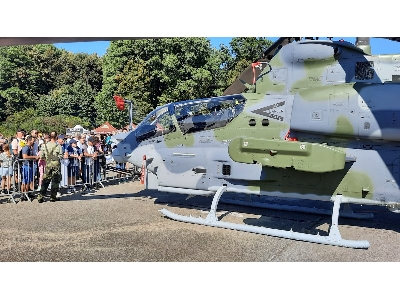 Ah-1z Viper, Czech Air Force - zdjęcie 3