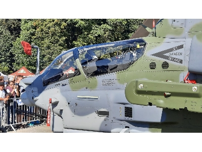 Ah-1z Viper, Czech Air Force - zdjęcie 12